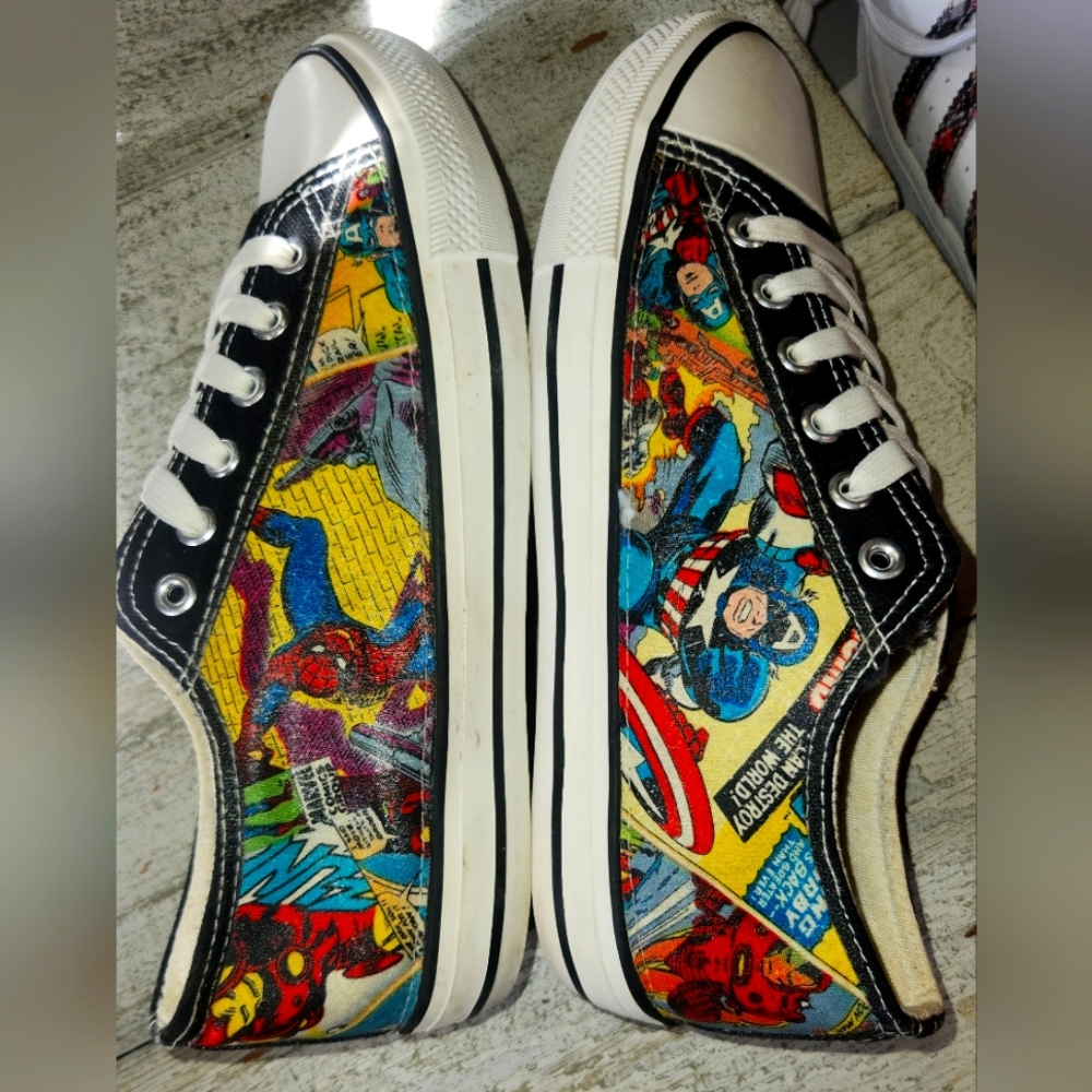 New W/o tags Hand Customised/Custom Marvel Character theme trainers